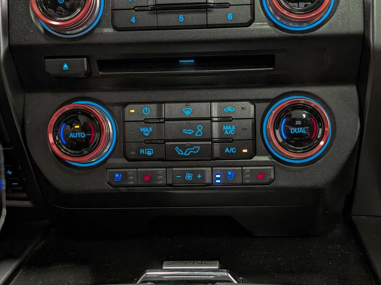 Ford F-150 LARIAT SPORT FX4 Moteur 3.5L 2018 Noir Sherbrooke - photo #14