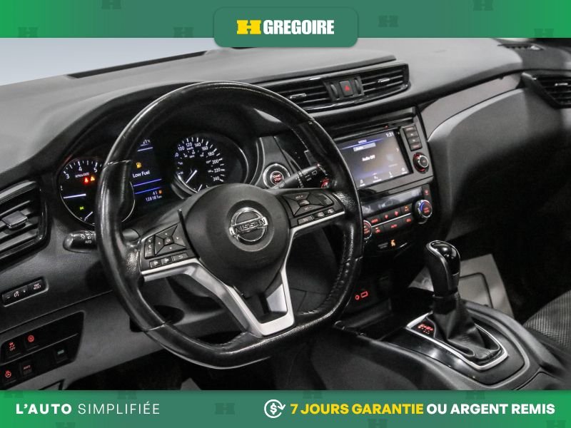 Nissan Qashqai 2019 Blanc Laval - photo #11