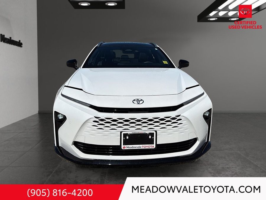 2025 Toyota Crown Signia Hybrid 2025 Oxygen White