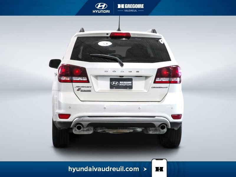 2018 Dodge Journey White Laval - photo #8