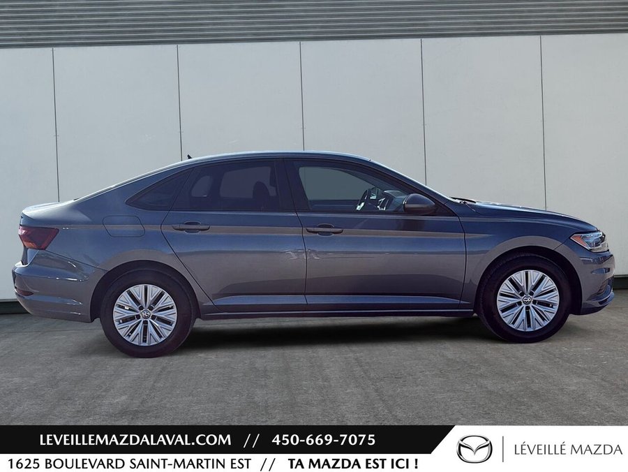 Volkswagen Jetta 2019 2019 Gris