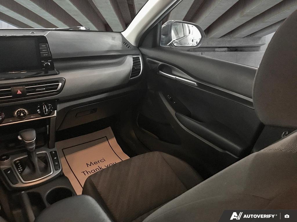 2021 Kia Seltos 2600984B | LX gray Edmonton - photo #24
