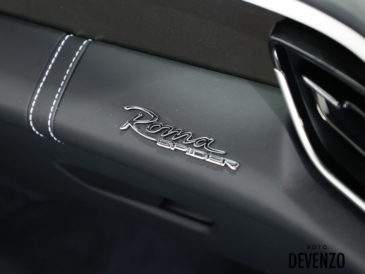 Ferrari Roma 2025 Noir Saint-Eustache - photo #8