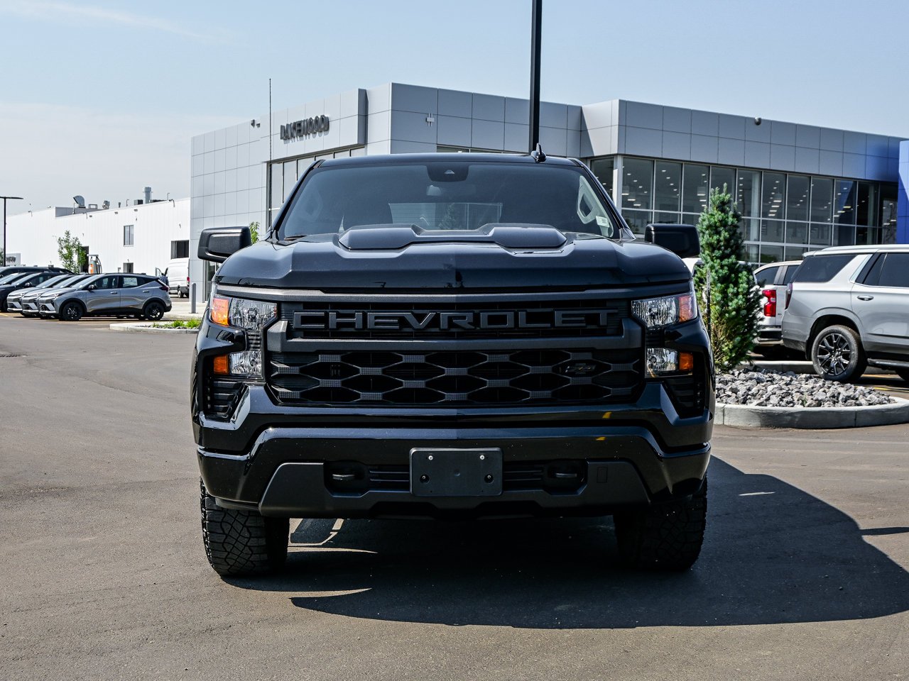2024 Chevrolet Silverado 1500 4WD Crew Cab 147 Custom Trail Boss Black Sherwood Park - photo #16