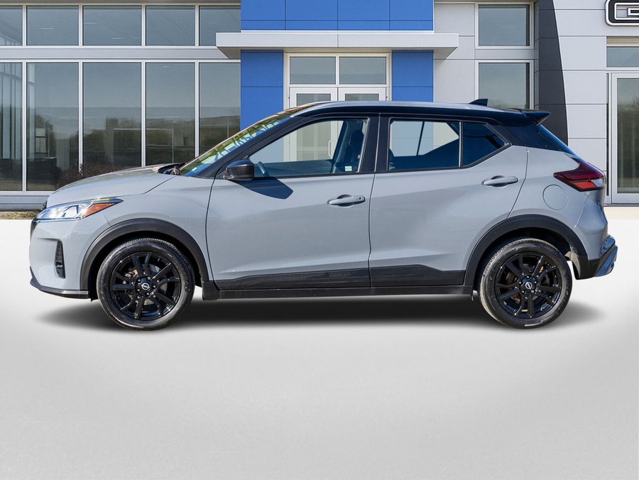 Nissan Kicks SV TA 2022 Gris