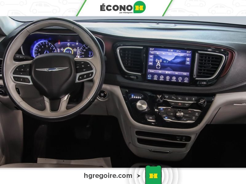 2018 Chrysler Pacifica Silver Blainville - photo #21