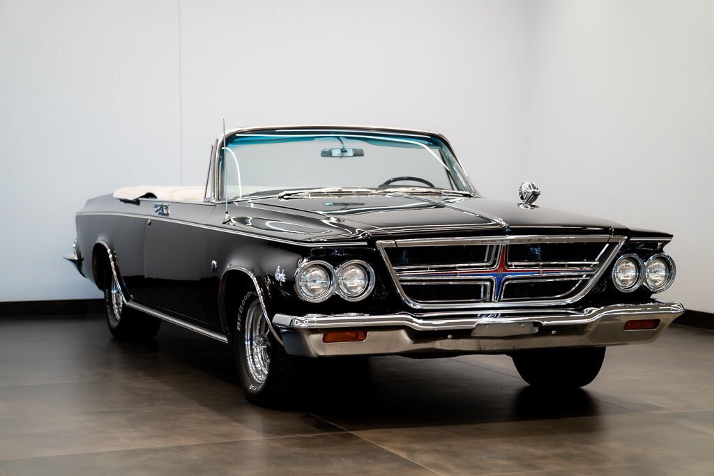 Chrysler 300 1964 Noir Montréal - photo #4