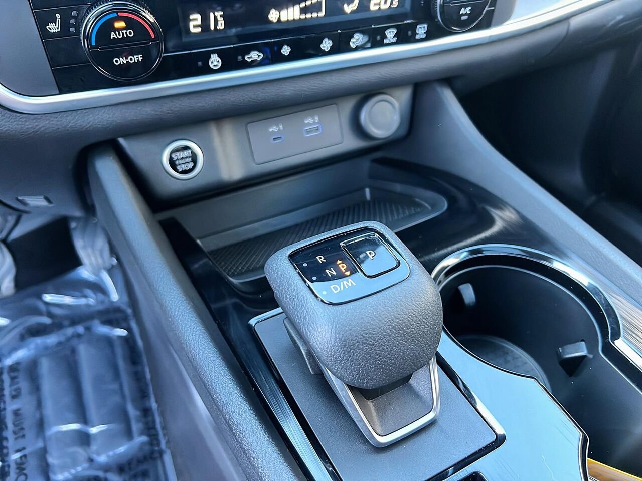 2023 Nissan Rogue SV TI Blue Québec - photo #14