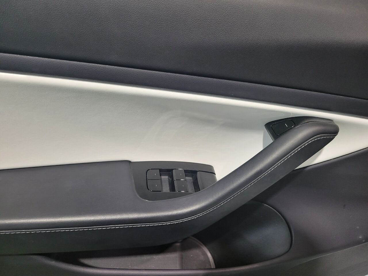 Tesla Model 3 2019 Blanc Longueuil, - photo #9
