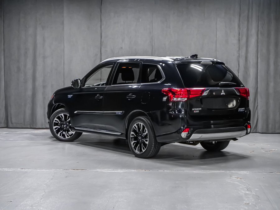 2018 Mitsubishi Outlander Plug-In Hybrid GT Black