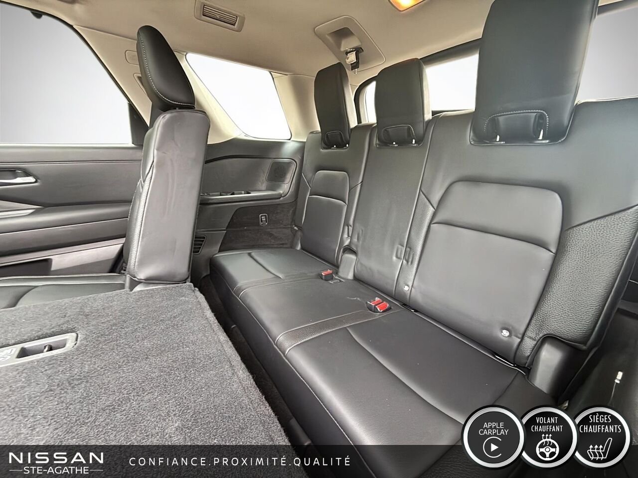 Nissan Pathfinder 2022 Noir Ste-Agathe des Monts - photo #10
