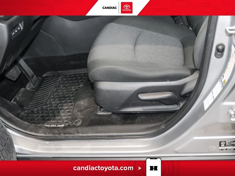2022 Toyota Rav 4 Silver Blainville - photo #16