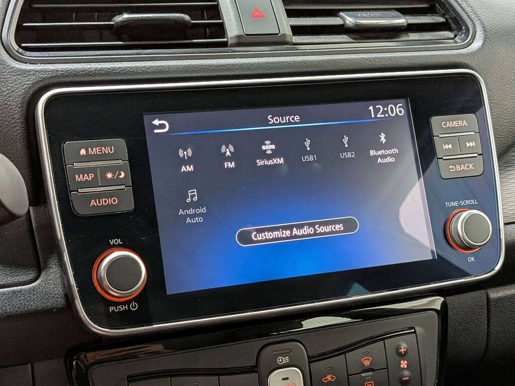 2020 Nissan LEAF SL PLUS Hatchback White Val-David - photo #22