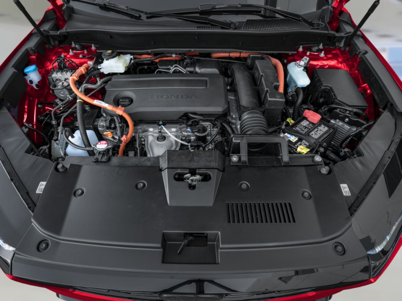 2026 Honda CR-V Hybrid CR-V TRAILSPORT HYBRID Radiant Red Metallic Matane - photo #4