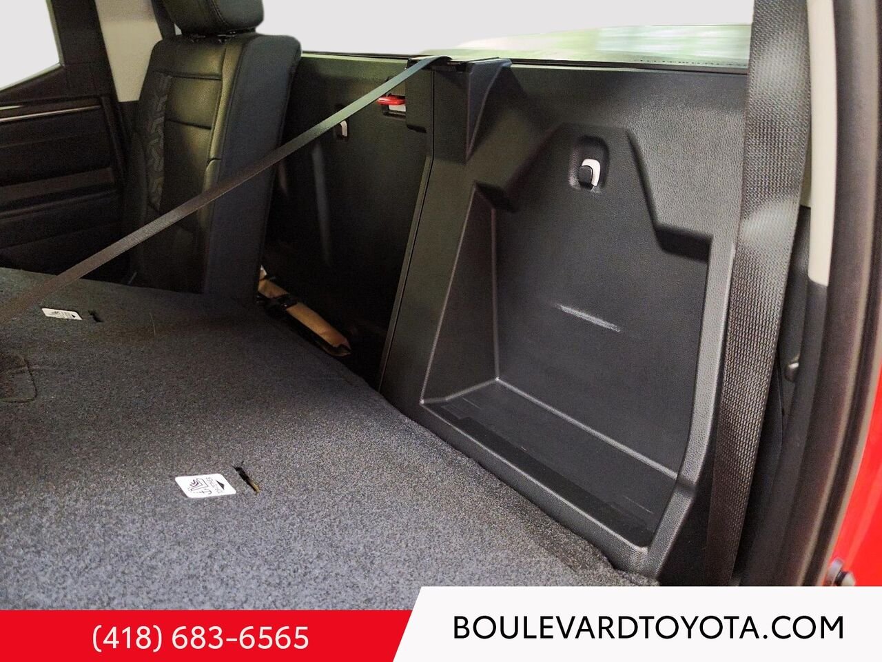 Toyota Tundra 99288A-64 | LIMITED HYBRIDE CREWMAX 4x4 2024 Orange solaire Québec - photo #24