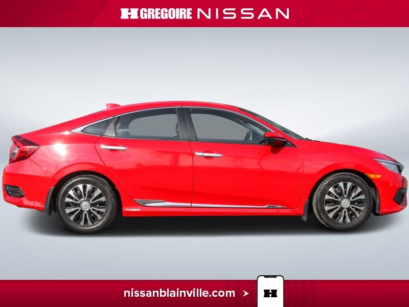 2018 Honda Civic Red Blainville - photo #10