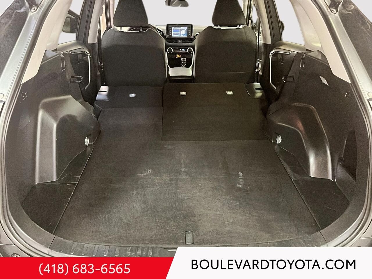 Toyota RAV4 99831B-188 | LE 2019 Gris magnétique métallisé Québec - photo #18