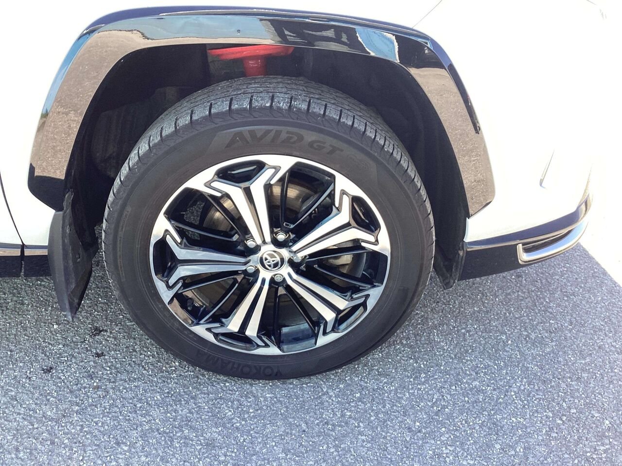 2023 Toyota RAV4 Prime Wind Chill Pearl Gatineau - photo #8