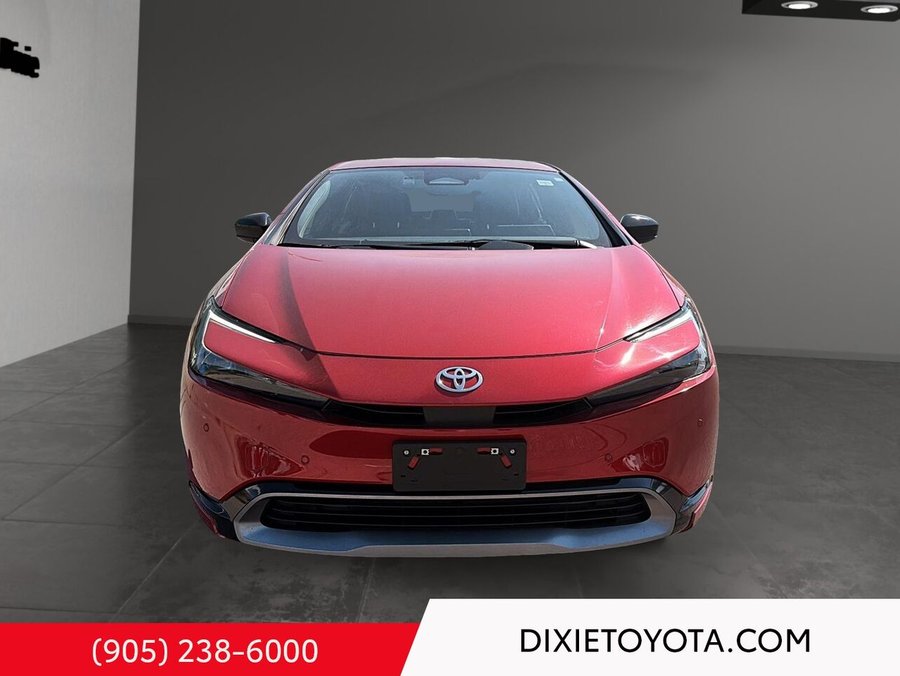 2023 Toyota Prius 2023 Red