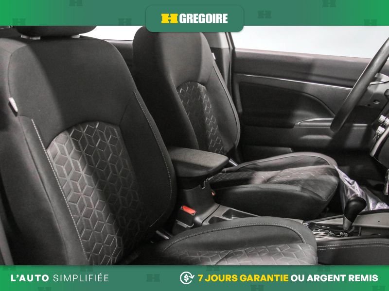 2023 Mitsubishi RVR Grey Saint-Eustache - photo #25
