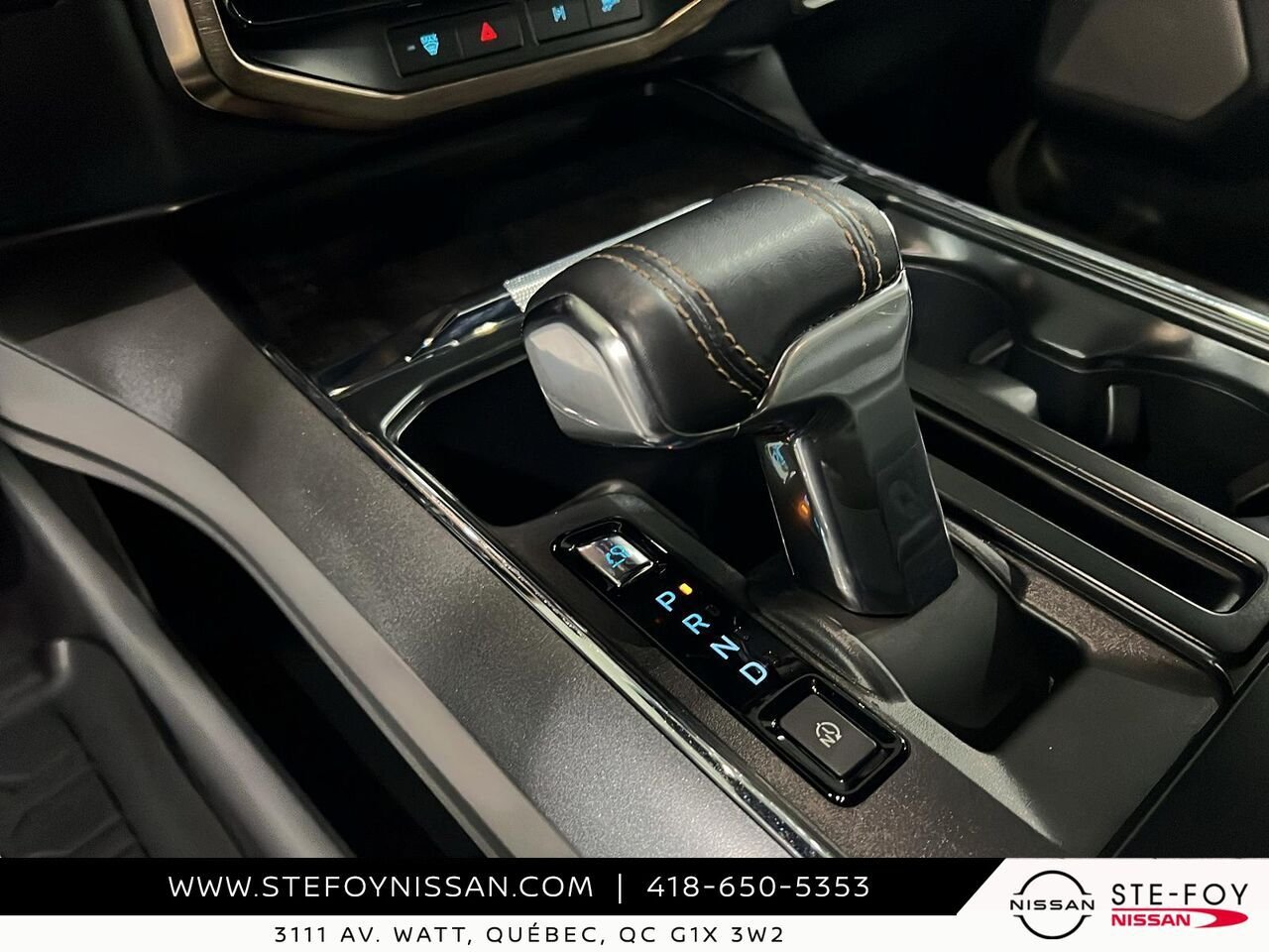 2023 Ford F-150 Lightning GROUPE 510 A, standard range Blue Ste-Foy - photo #14