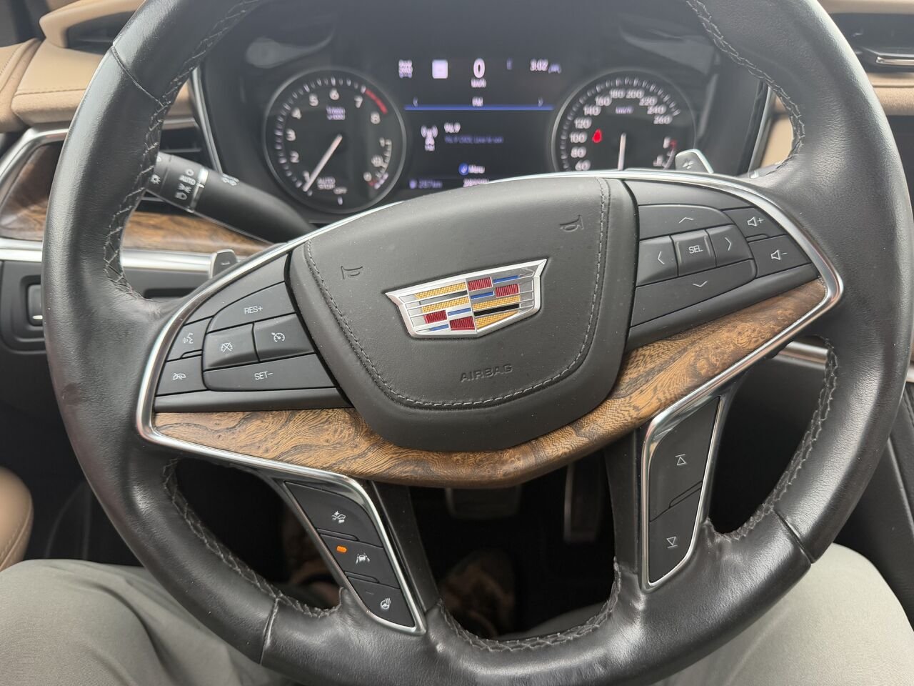 Cadillac XT5 SPORT AWD FINANCEMENT À PARTIR DE 3.99% 2022 Noir Laval - photo #26
