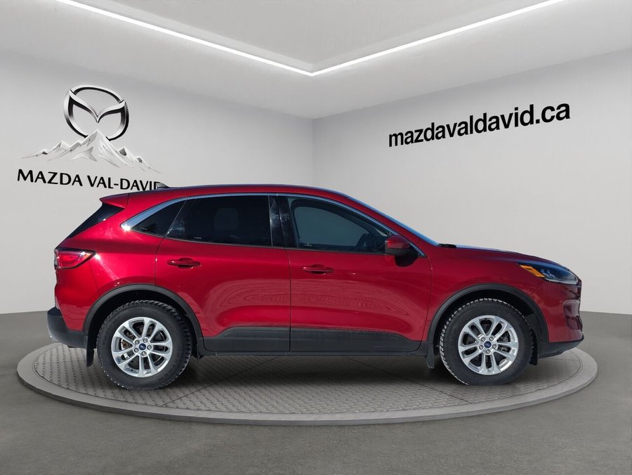 2020 Ford Escape SE AWD, Caméra de recule, Cruise control, Bluetooth Red