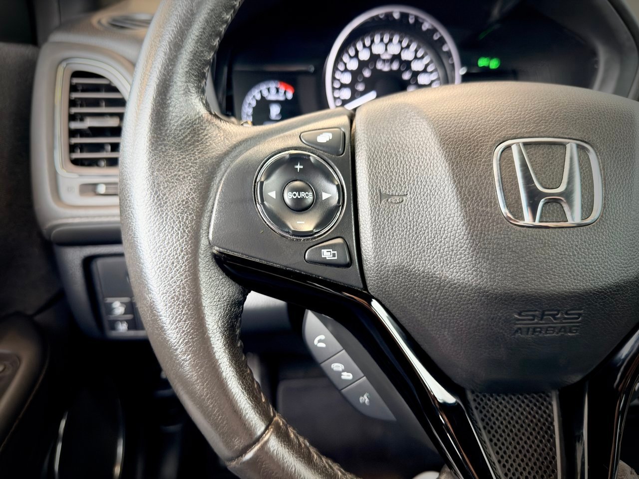Honda HR-V 2021 Noir Notre-Dame-des-Prairies - photo #22