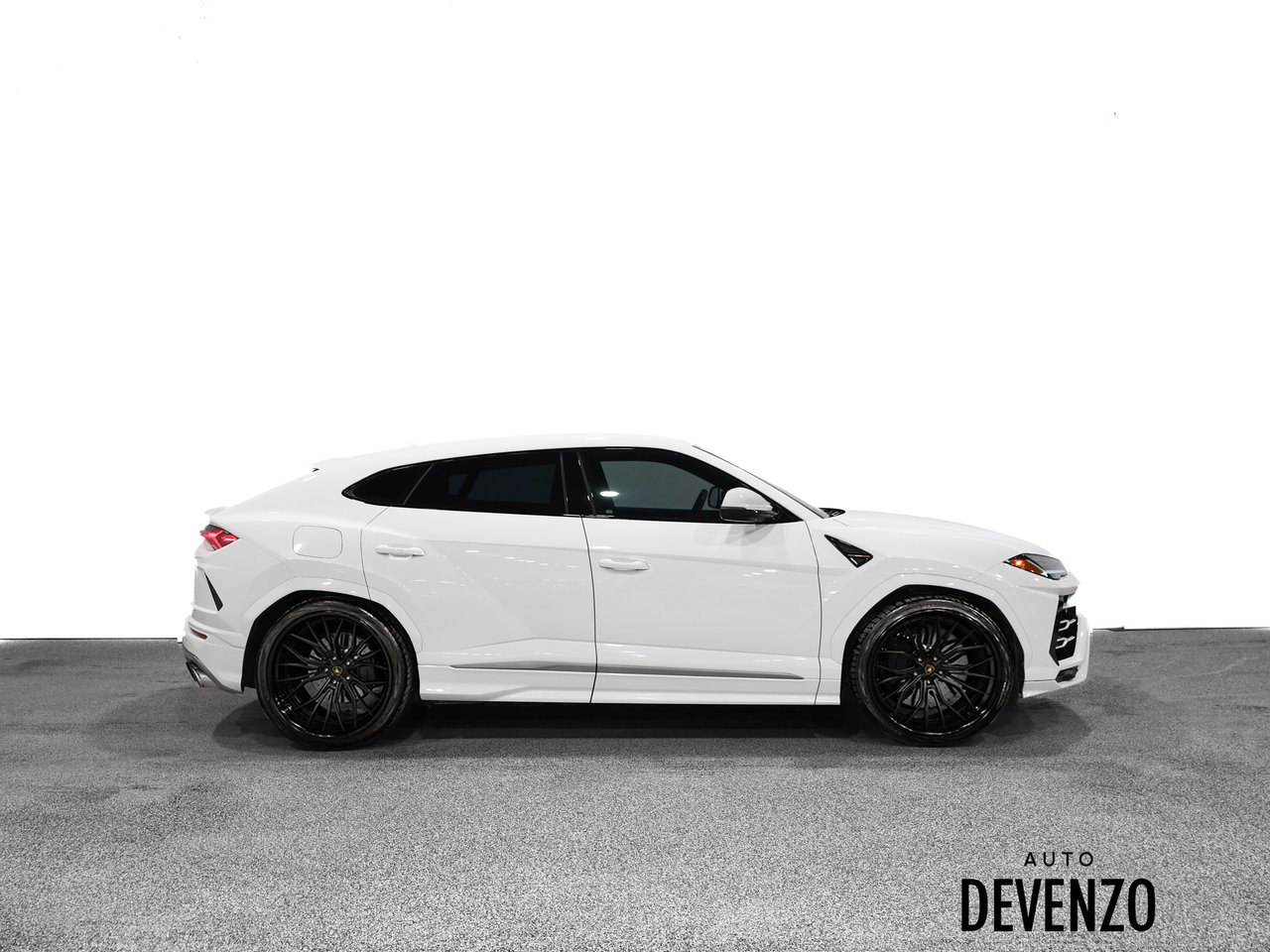 Lamborghini Urus 2022 Blanc Saint-Eustache - photo #2