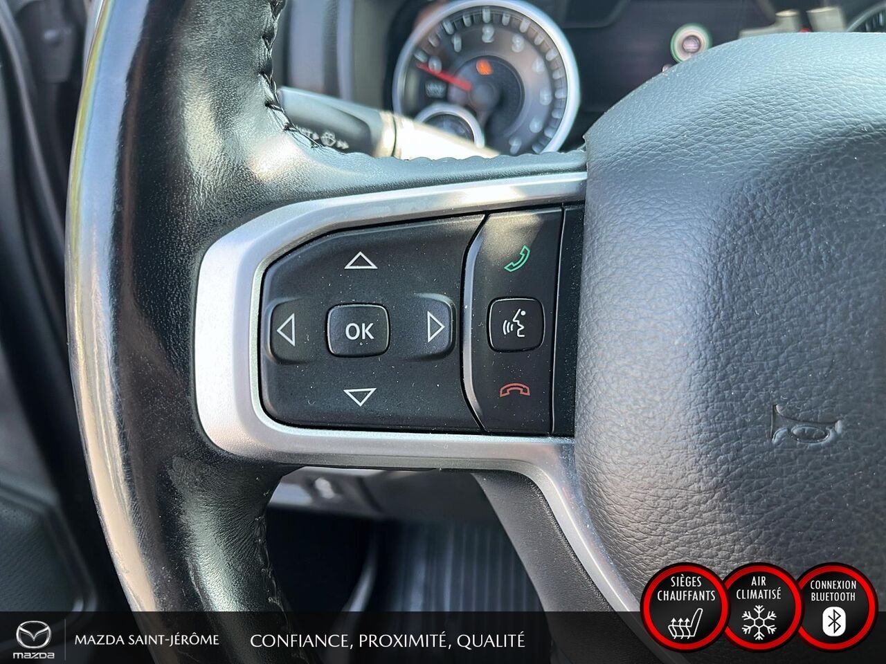 2020 Ram 1500 Grey Saint-Jérôme - photo #15