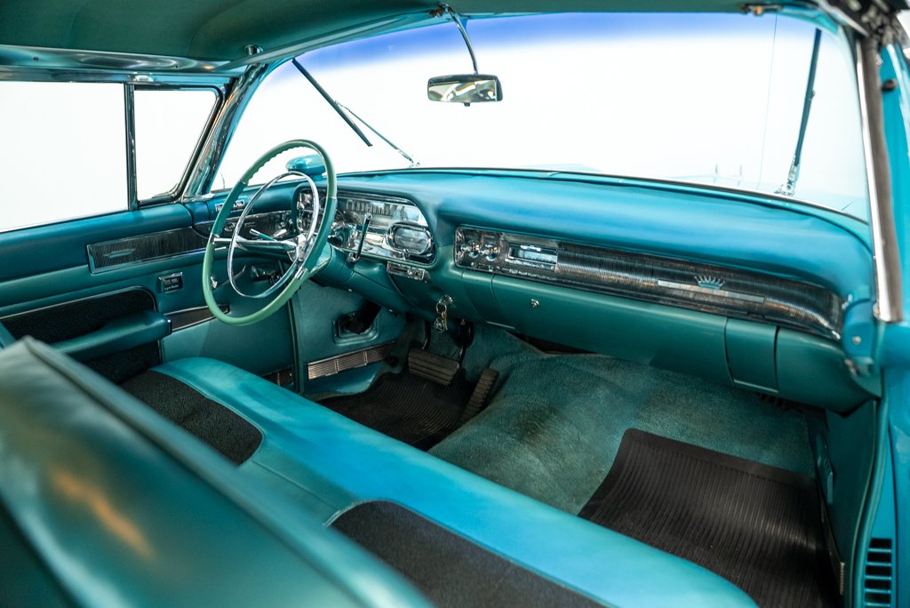 Cadillac Series 62 1958 Bleu Montréal - photo #15