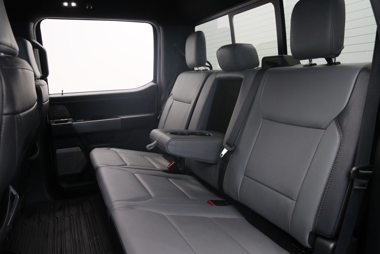 Ford F-150 Lightning NIV 1FTVW1EL9PWG04540 2023 Gris Chicoutimi - photo #7