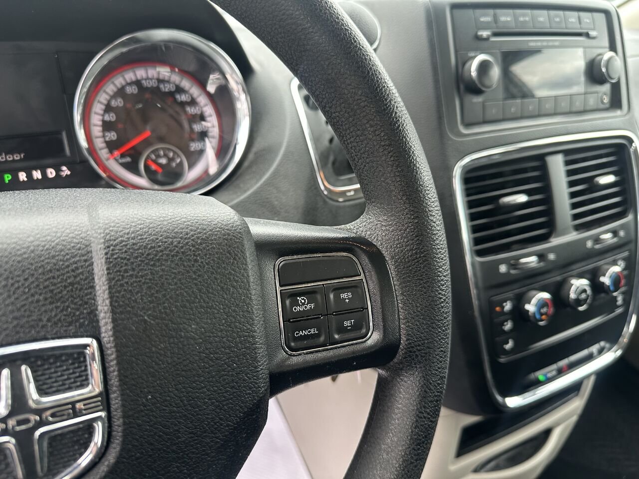 2019 DODGE CARAVAN Ensemble Valeur plus 2RM Grey Gatineau - photo #6