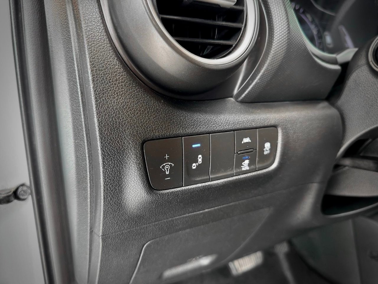 Hyundai Kona électrique 2021 Blanc Notre-Dame-des-Prairies - photo #29