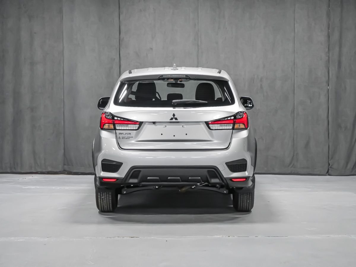 Mitsubishi RVR ES 2026 Gris titane Montréal - photo #1