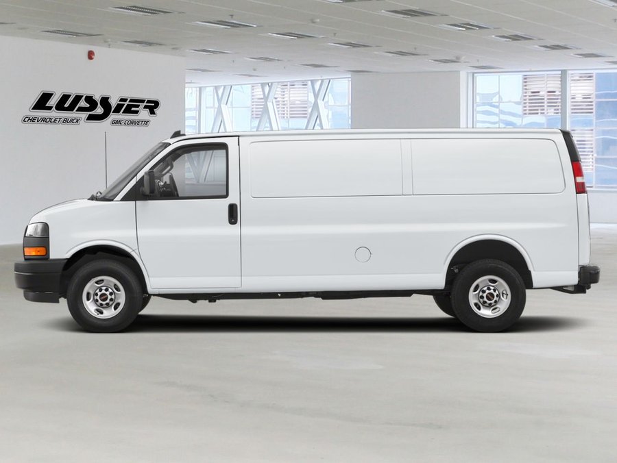GMC Fourgonnette Savana utilitaire Traction arrière 2500 155 po 2026 Blanc sommet