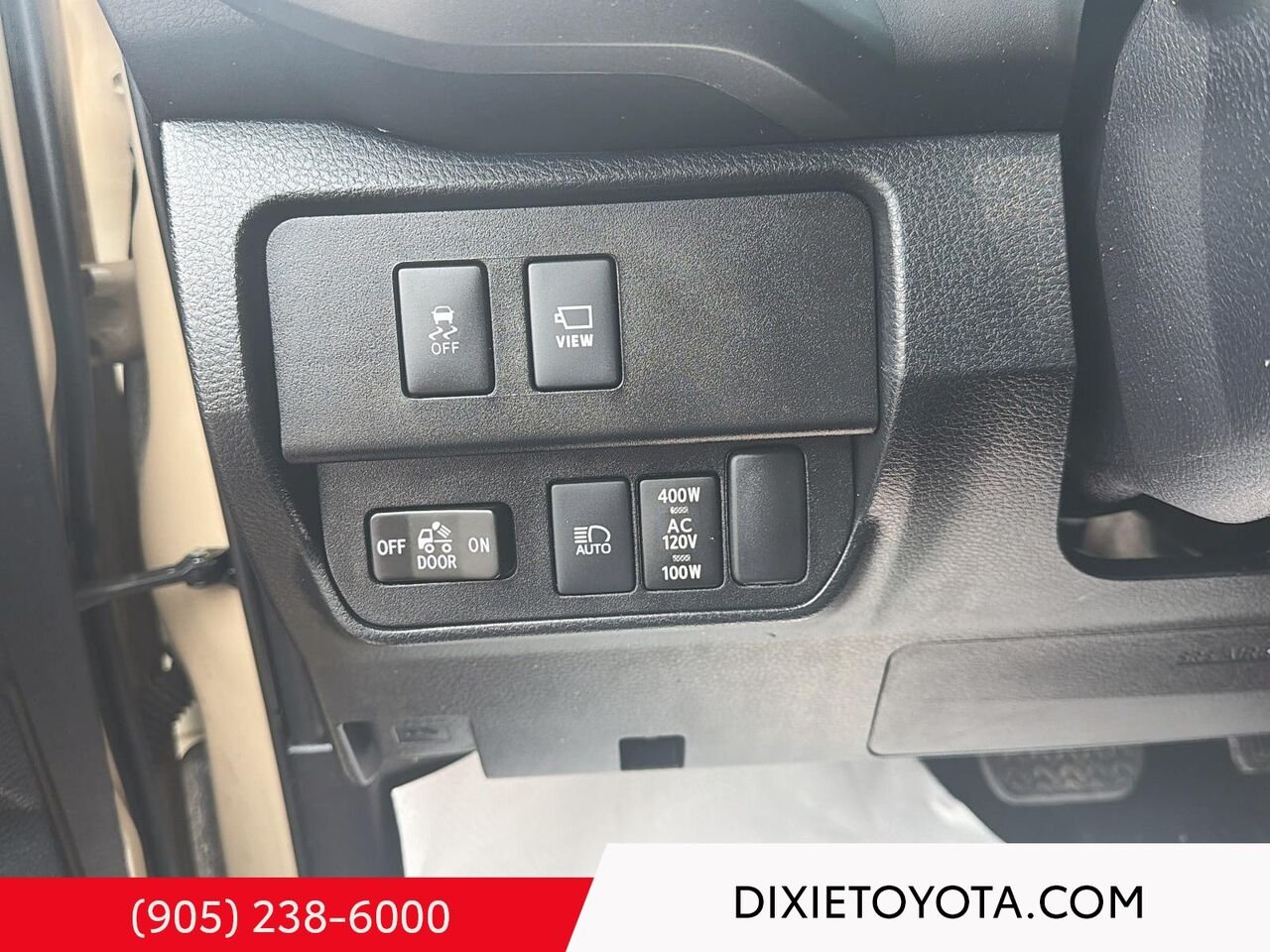 2020 Toyota Tacoma TRD OFFROAD PREMIUM 4WD / V6 / SHORT BED / REAR DIFF LOCK / HEATED SEATS / LEATHER SURFACE / MOONROOF / ALLOY WHEELS Quicksand Mississauga - photo #12