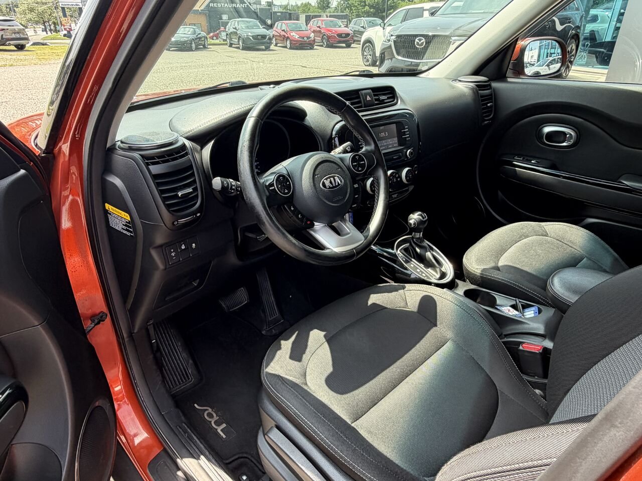 2019 Kia Soul Orange Ste-Marie - photo #9