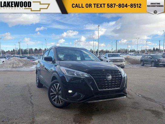 2025 Nissan Kicks Play 2025 Black