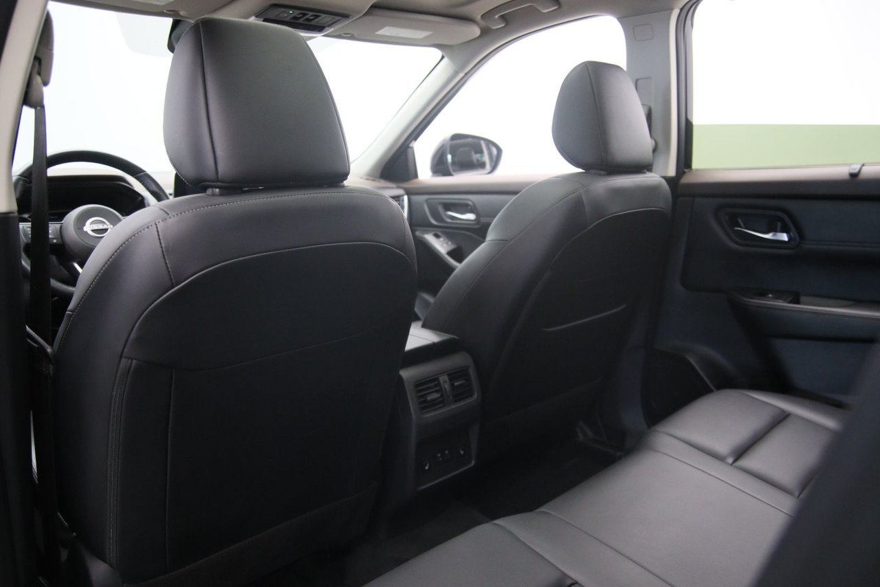 2023 Nissan Rogue VIN JN8BT3BB5PW205664 Black Chicoutimi - photo #9