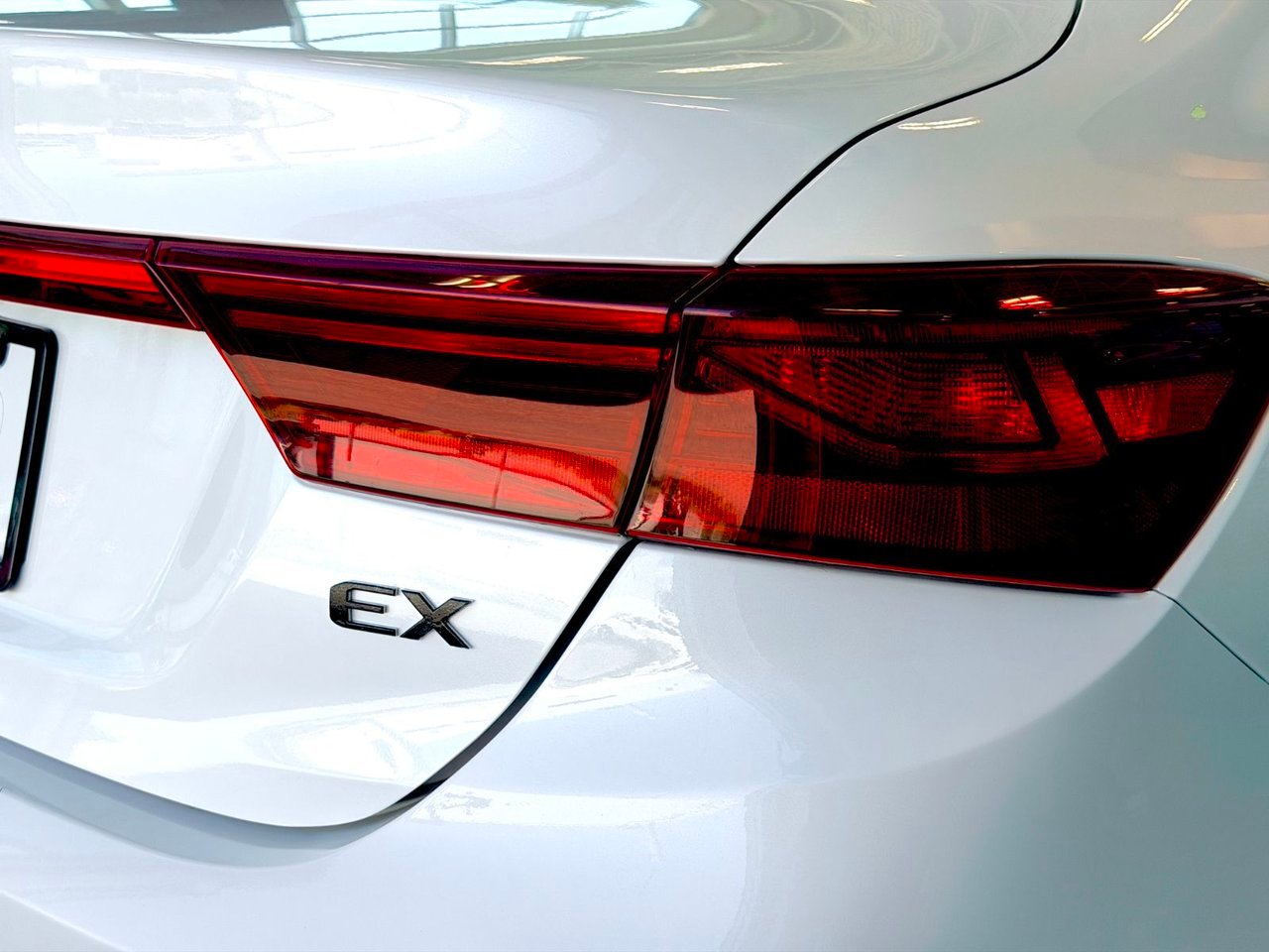 2020 Kia Forte White Notre-Dame-des-Prairies - photo #10