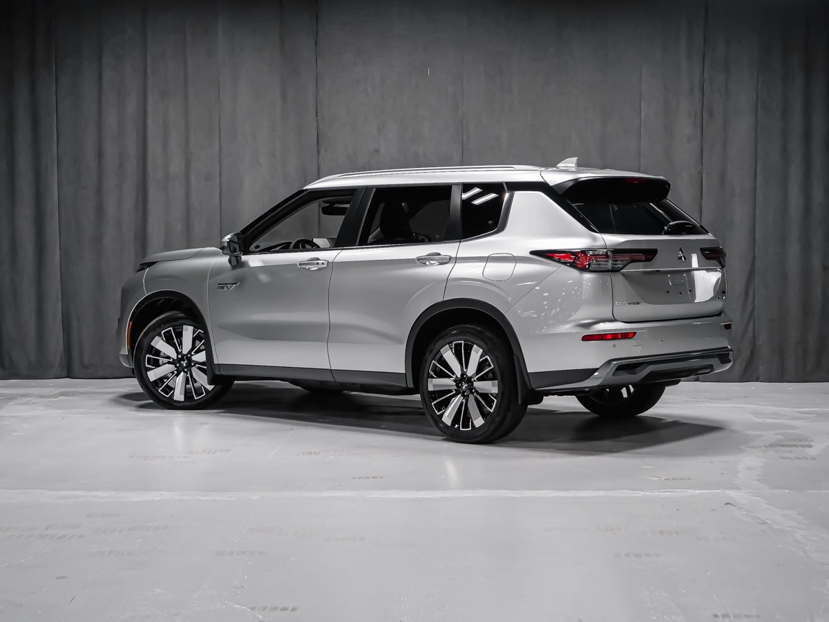 Mitsubishi Outlander PHEV SEL 2026 Fini Gris pierre de lune de qualité supérieure Montréal - photo #3