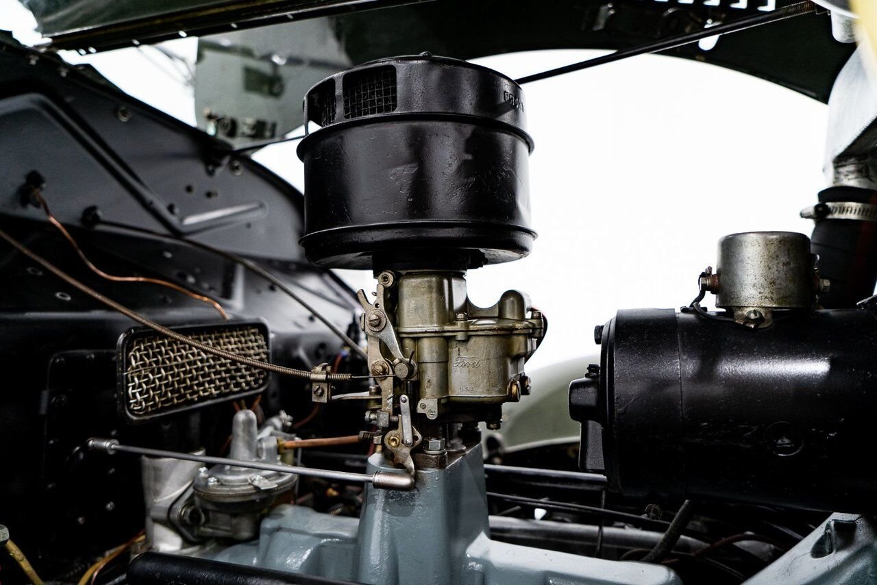 1936 Ford Model 48 Phaeton PRIX EN USD | Beautifully presented in original condition Green Montreal - photo #15
