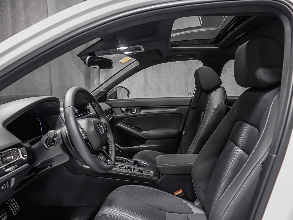 2026 Honda Civic Sedan SPORT TOIT OUVRANT APPLE CAR PLAY White Montreal - photo #11