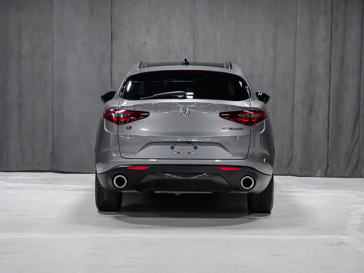 2021 Alfa Romeo Stelvio Sprint Grey Montreal - photo #4