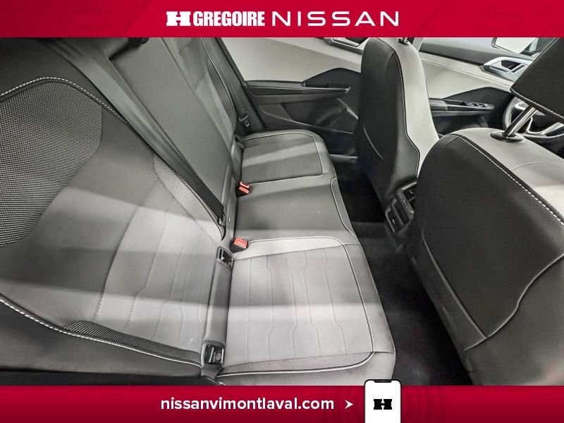 2025 Volkswagen Taos Grey Laval - photo #13