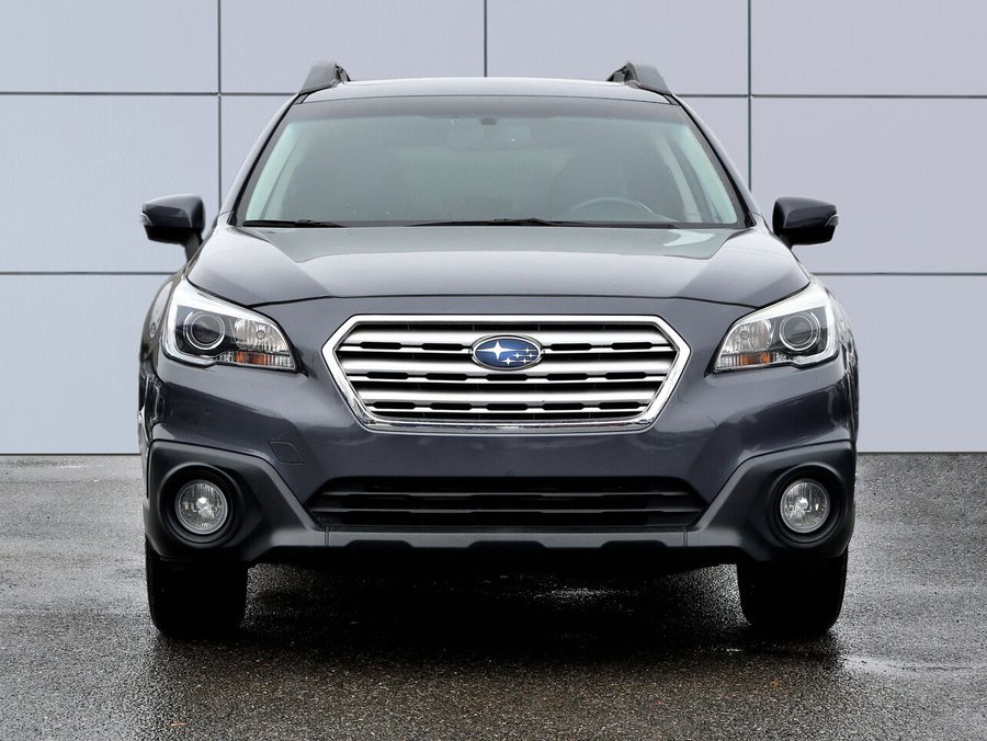 2016 Subaru Outback 2.5i groupe Limited et ensemble Technologie familiale 5 portes CVT Grey