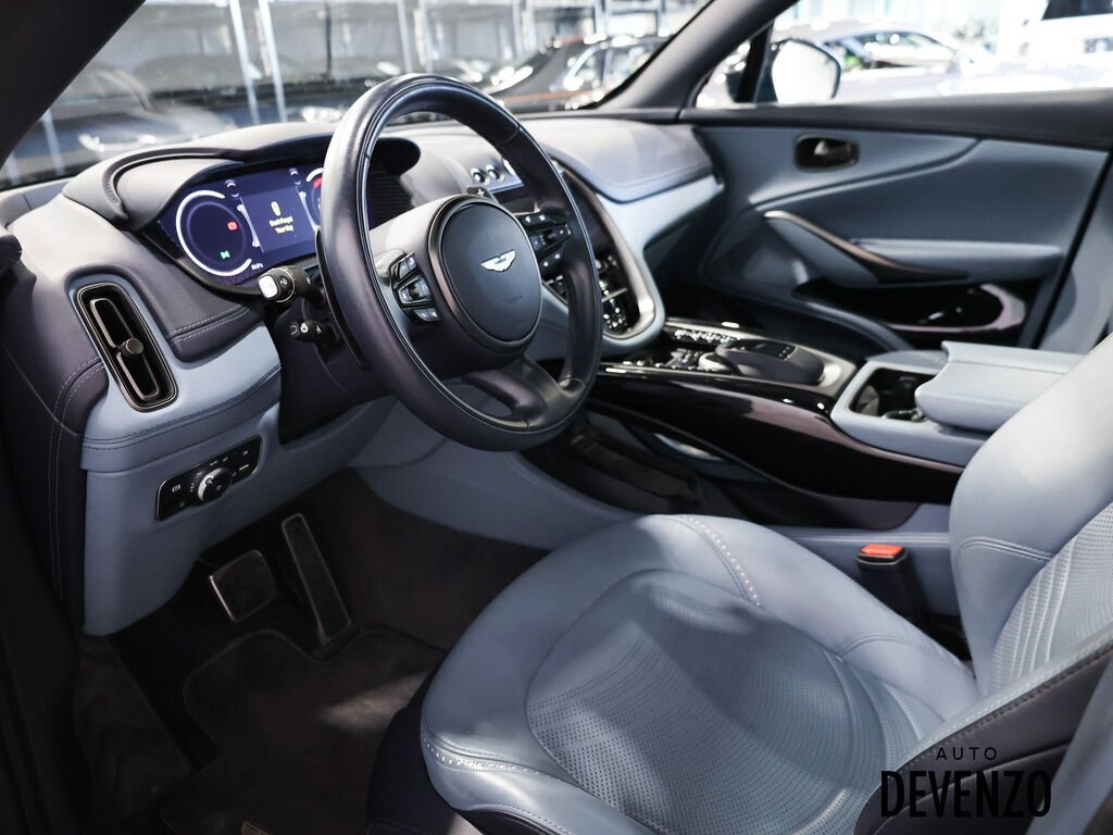 Aston Martin DBX 2022 Gris Saint-Eustache - photo #13