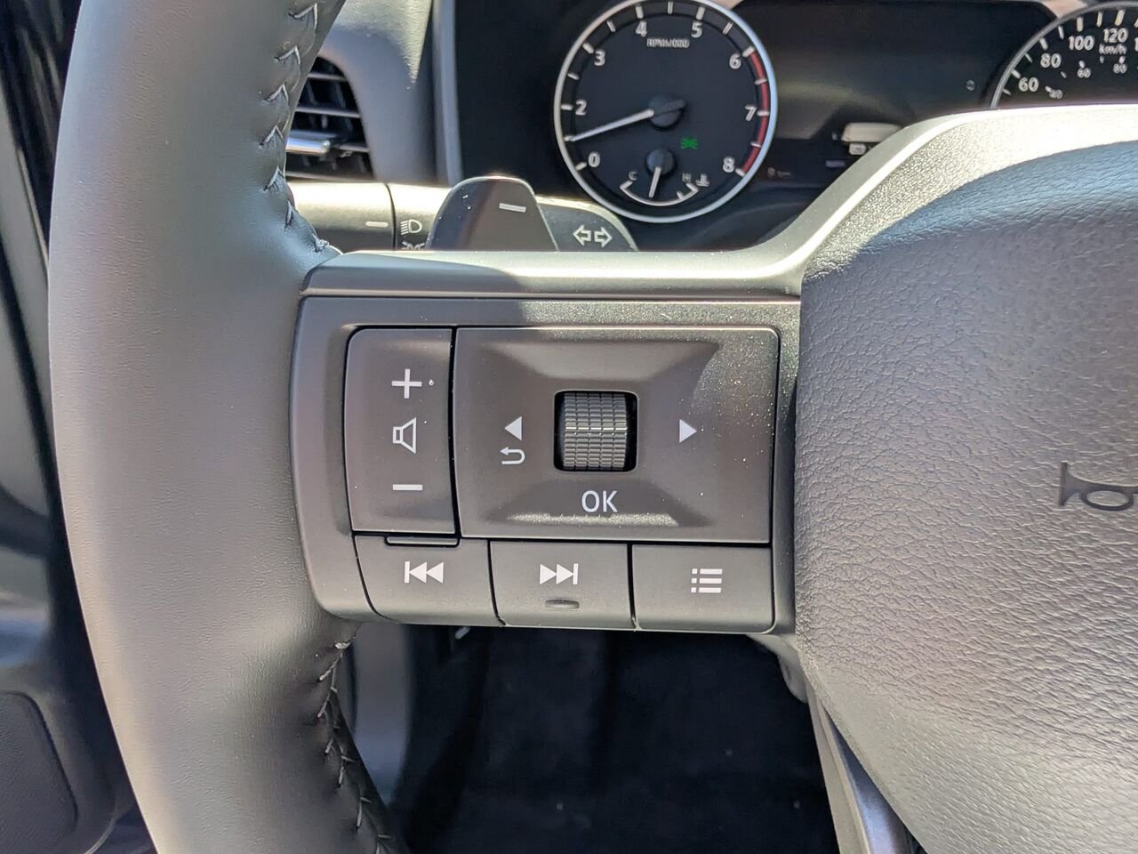 2026 Nissan Rogue ROGUE SV TOIT OUVRANT Deep Ocean Blue Châteauguay - photo #21