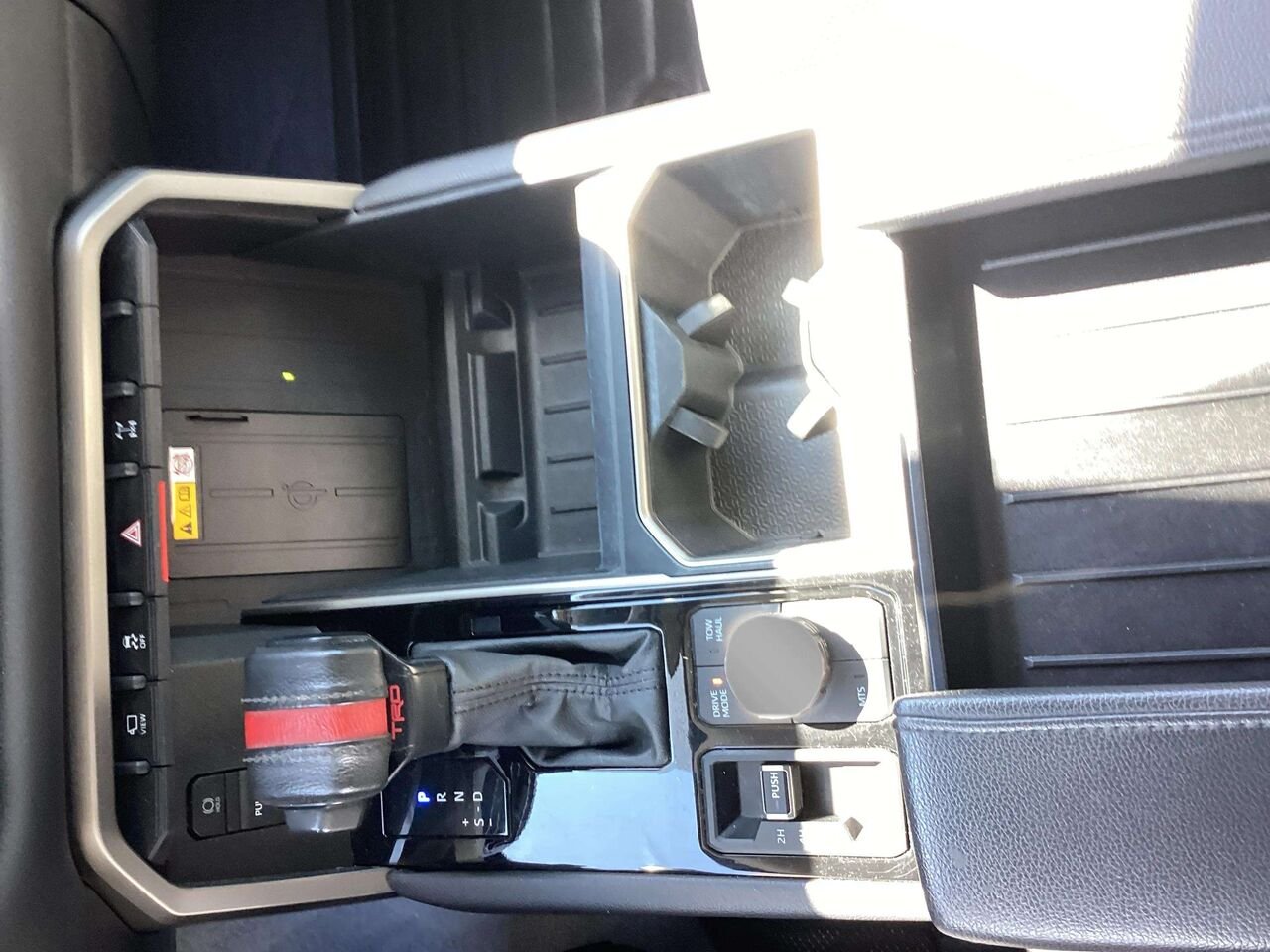 TOYOTA TUNDRA HYBRIDE CREWMAX LIMITED 2024 Noir Gatineau - photo #17